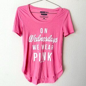 2016 Mean Girls Pink Graphic Tee Shirt Top Women's XS